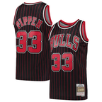 Johmsee C.Bulls #33 Scottie Pippen Mitchell & Ness Black Hardwood Classics Swingman Jerseys
