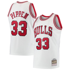 Johmsee C.Bulls #33 Scottie Pippen Mitchell & Ness White Hardwood Classics Swingman Jerseys